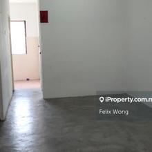Pangsapuri Teratai L8, Tkt 7 with Lift, Bandar Mahkota Cheras