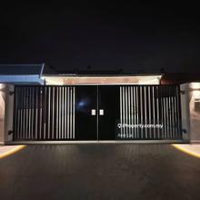 Fully Renovated & Extended - Unblock View -Freehold -International Lot