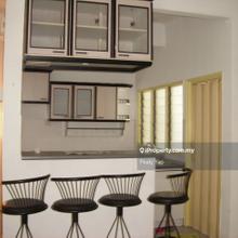 Near LRT station, amenities, schools, kmi kelana jaya Medical Centre