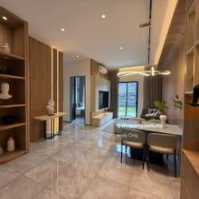 Parkland By The River, Permas Jaya