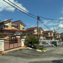 2.5 storey semi-d 