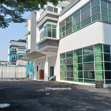 Lovely factory semid corner lot for sale!