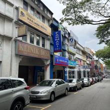 3 Storey Corner Shop Main Road Frontage Rental Yield 4.7% for sales