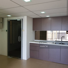 High floor partial furnished 