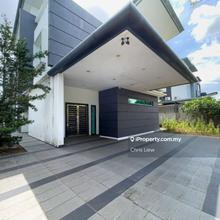 Taman Desa Tebrau three storey big bungalow, renovated & extended