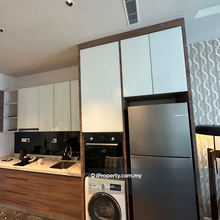 Service residence with balcony & KLCC view for sale