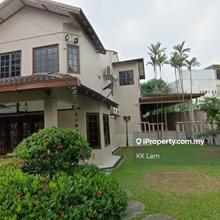 One of the well maintained unit in Bangsar with Guarded