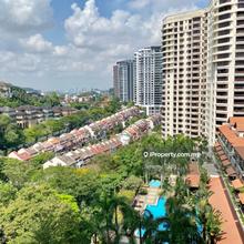 Well Maintained Corner Residence with Serene and Quiet Greenery View