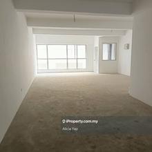 Ready to movein Freehold office unit in bdr seri putra bangi for sale
