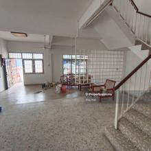 Freehold End Lot 2 Storey 5 Rooms Kampung Lapan Melaka Town for Sale