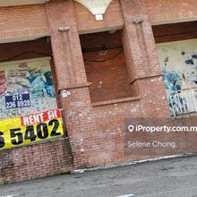 Low Price Prime location Bandar Sungai Long Conner Shop Ample Parking