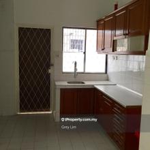Intermediate USJ 5 house for sale!