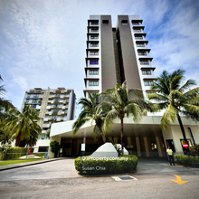 By The Sea Condominium with Large Balcony in Batu Ferringhi (Block 98)