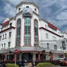 Kota Damansara ,Dataran Sunway Corner Shop For Sale