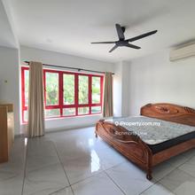 Ground Floor Duplex Condo Near Sjmc, Subang jaya