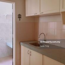 Ara Damansara Apartment D'aman Crimson 5 min walk to LRT Lembah Subang