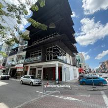 Corner Shoplot at Gala City with Lift 