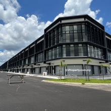 Bandar Cemerlang, Ulu Tiram, Shoplot