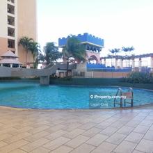 Short Walk to Lrt Wawasan Usj 19, convenient, Below is Mall