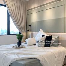 Exclusive Limited High Floor KLCC View Single Room at Jalan Kuching