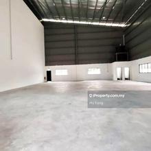 Detached Factory To Let