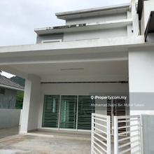 For Sale 2 Storey Terrace End Lot Tingkat Kampung Masjid Teluk Kumbar