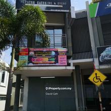 End lot Shop at Bandar Sri Coalfields currently tenanted