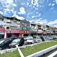 2.5 Sty Shop at Jln Helang Bandar Puchong Jaya for sales