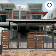 Golf View Residence Taman Golf Ipoh Perak 3 Storey Semi D For Sale