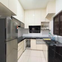 Renovated unit, Prime location