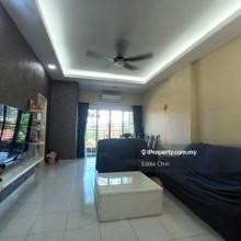 Freehold 3r2b Apartment with Partial Furnishes @ Mahkota Cheras