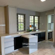 Terrace house for Sale