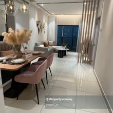 Dual Key Concept Lake View Residence,Low Density