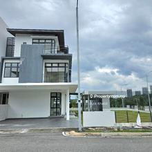 Corner Lot Senna Residence 3 Storey Semi D Freehold
