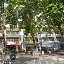 2sty Shop Interm Lot, Matured Area, Serviced Residence Shop, 4.5% roi
