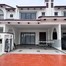 Partially Furnished Link House For Rent, Setia Safiro 