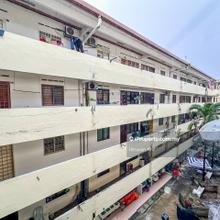 Tenanted near lrt 300meter only good for investment