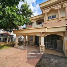Semi-D house for Rent