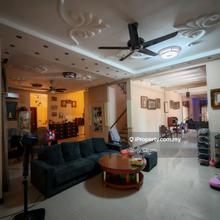 2 Adjoining 2 Storey Semi D at Glenmarie Cover, Port Klang for sale