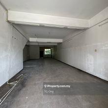 Hot units facing Mainroad High Visibility Rare units near Clinic 