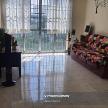 Cheap Sri Jati 1 ,Medium Floor, Well Maintained with Security guard 