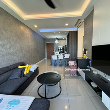 Le pavilion Bandar Puteri Puchong 3r2b 2cp residence for Sale