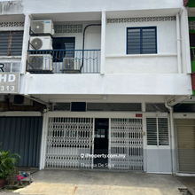 Renovated Shop Lot 