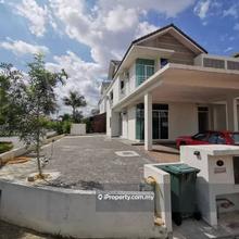 Semi-D house for Sale
