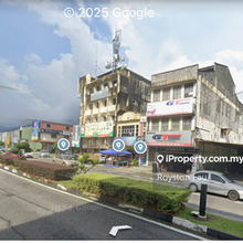 Taiping Town Freehold shop at Prime road with loading space 