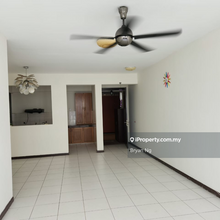 Renovated Kitchen Cabinet , Freehold , Good Environment 