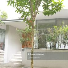 Four storey link house with private lift