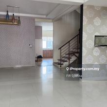 2.5 storey intermediate terrace for sell