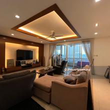 Spacious duplex in a strategic location