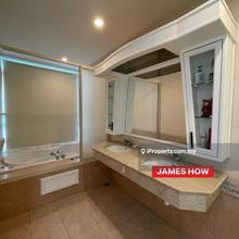 Luxury Condominium Stylish Renovated In Gurney